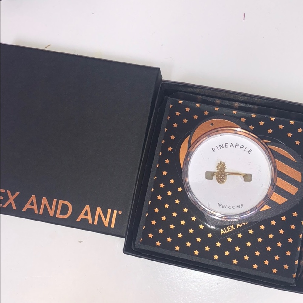 alex and ani pineapple ring